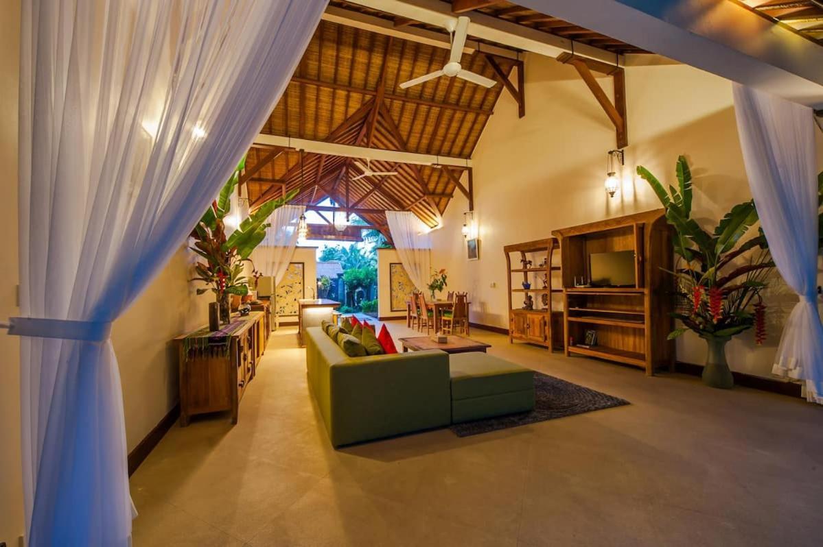 Luxury 3Br Infinity Jungle View Aashaya Villa Ubud Exterior foto